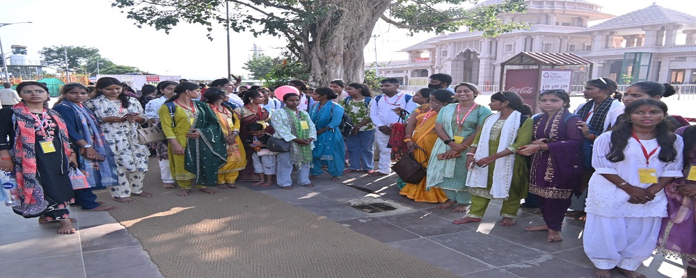 GAYADEI MAHILA MAHAVIDYALAYA, DURGAPUR ROAD, BAGHWARIA KATRA, PHOOLKUNWAR, AMETHI	