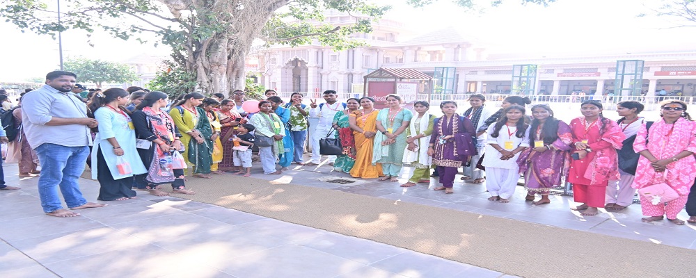 GAYADEI MAHILA MAHAVIDYALAYA, DURGAPUR ROAD, BAGHWARIA KATRA, PHOOLKUNWAR, AMETHI	
